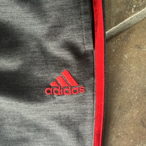 Adidas grey and red, jogger sweatpants, basically new, good condition, no holes - Picture 2 of 4